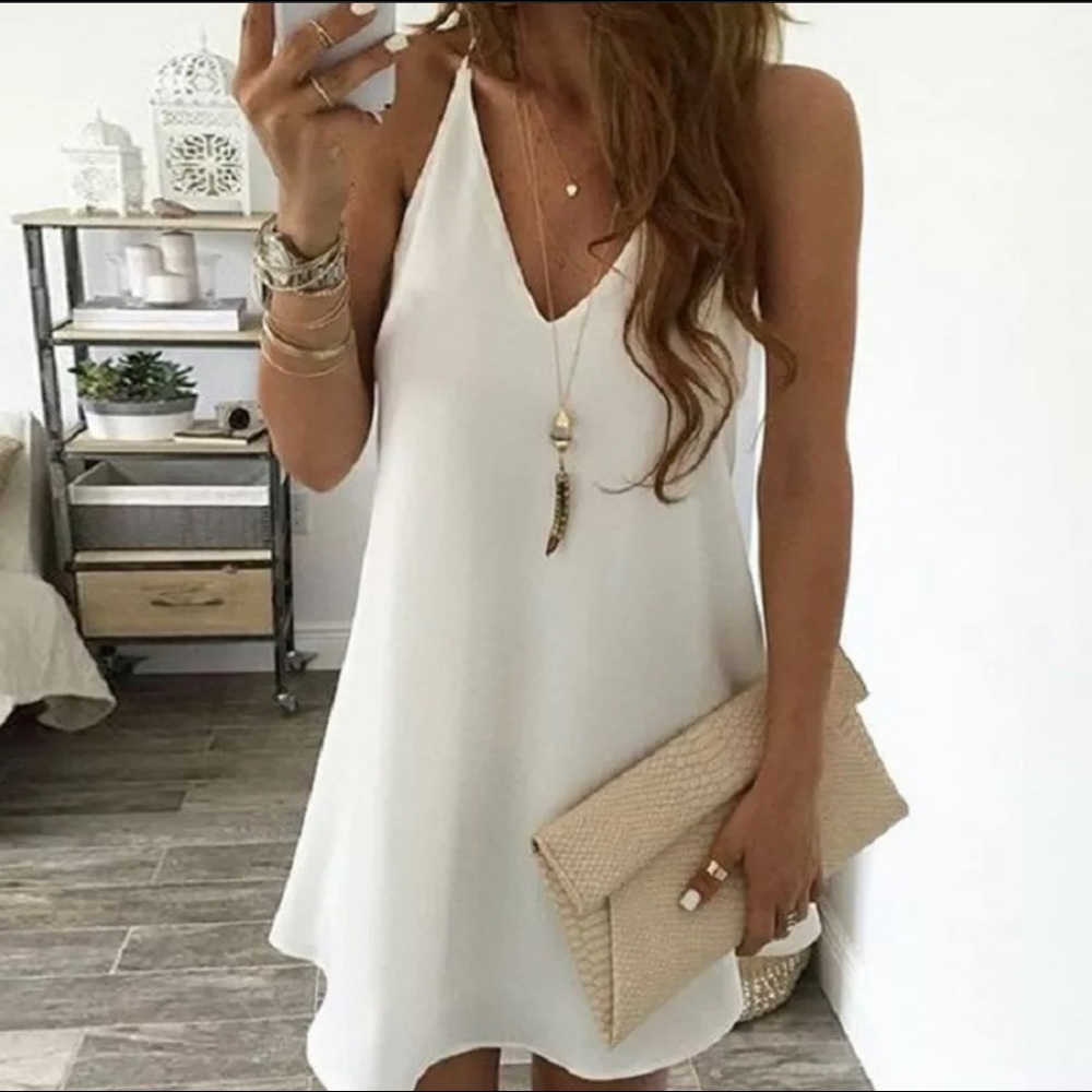 White Sundress 💕
